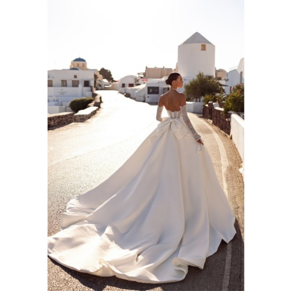 Wedding Gown 5722 - Picture 4 of 4